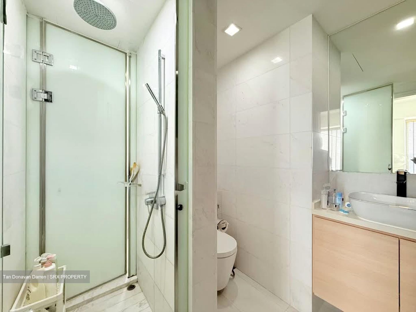 Adria (D11), Apartment #566580071